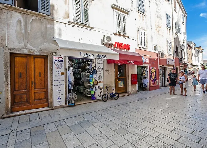 Appartamento Main Street Carera