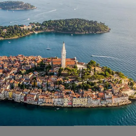 Main Street Carera Rovinj